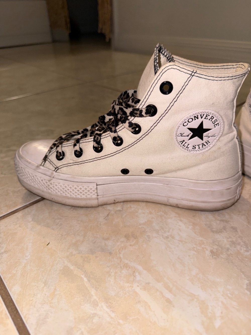 Custom platform high top converse - Picture 3 of 4